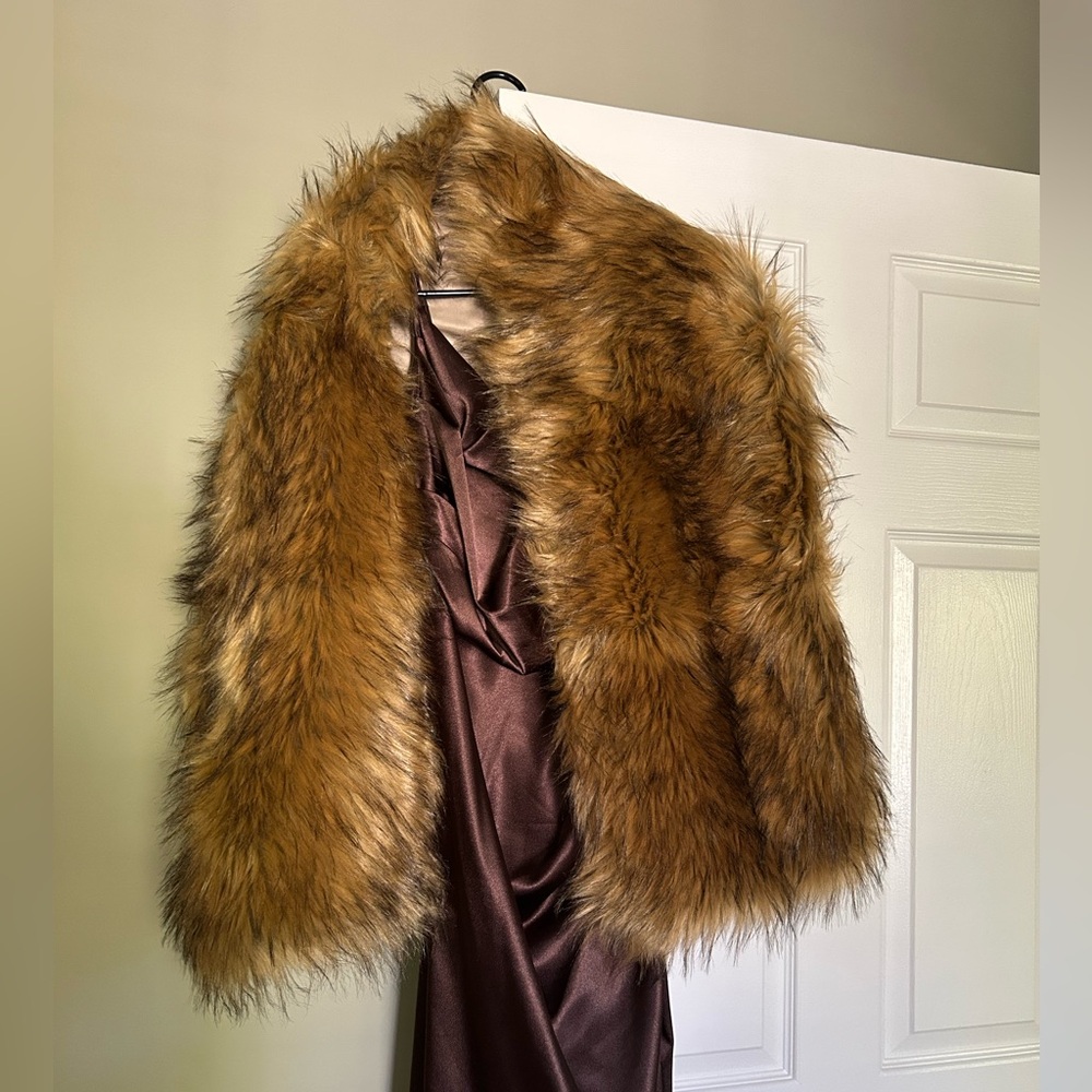 Revelry Faux Fur Chestnut Women's Shrug